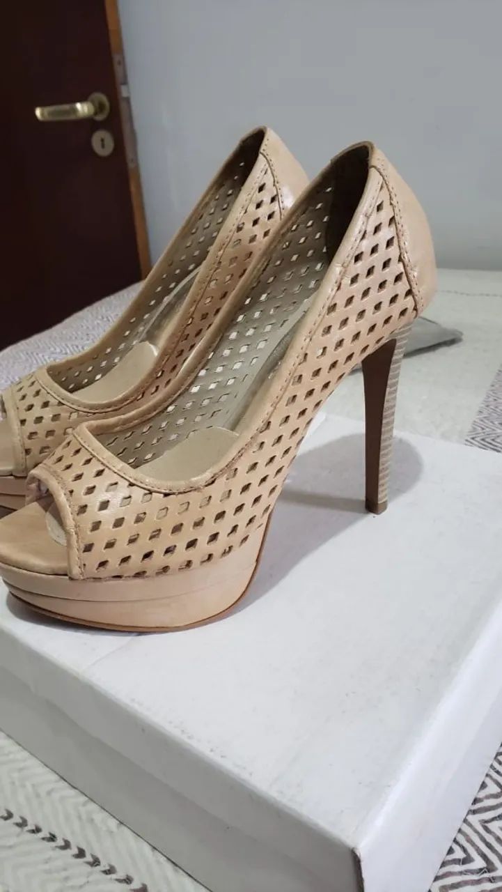 Peep toe Nude em Couro - Foto 2