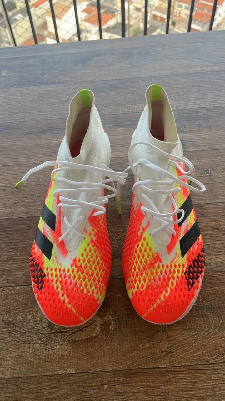 CHUTEIRA CAMPO ADIDAS PREDATOR ELITE, COM CHAVE TRAVA. TAM 41 - Foto 4