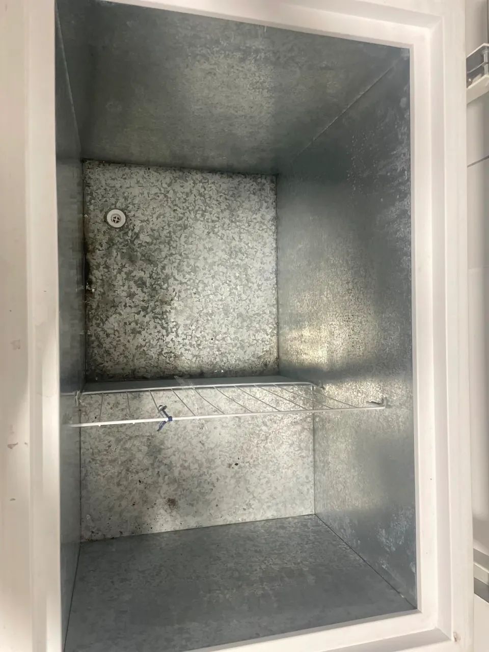 Freezer horizontal 305 litros Electrolux  - Foto 4