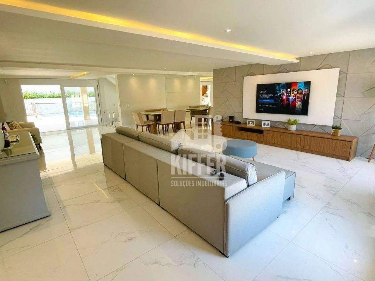 Alugo Casa com 5 quartos para alugar, 400 m² por R$ 17.526/mês - Camboinhas - Niterói/RJ