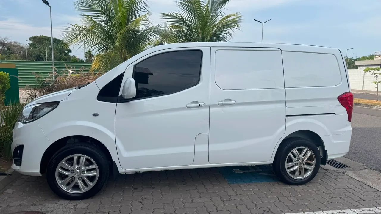 BYD T3 E (elétrico) 2023 - Foto 4