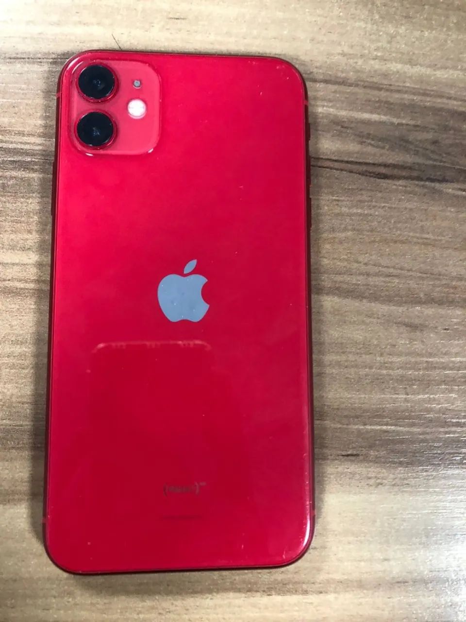 Apple iPhone 11 (64 GB) - (PRODUCT)RED - Celulares e Smartphones