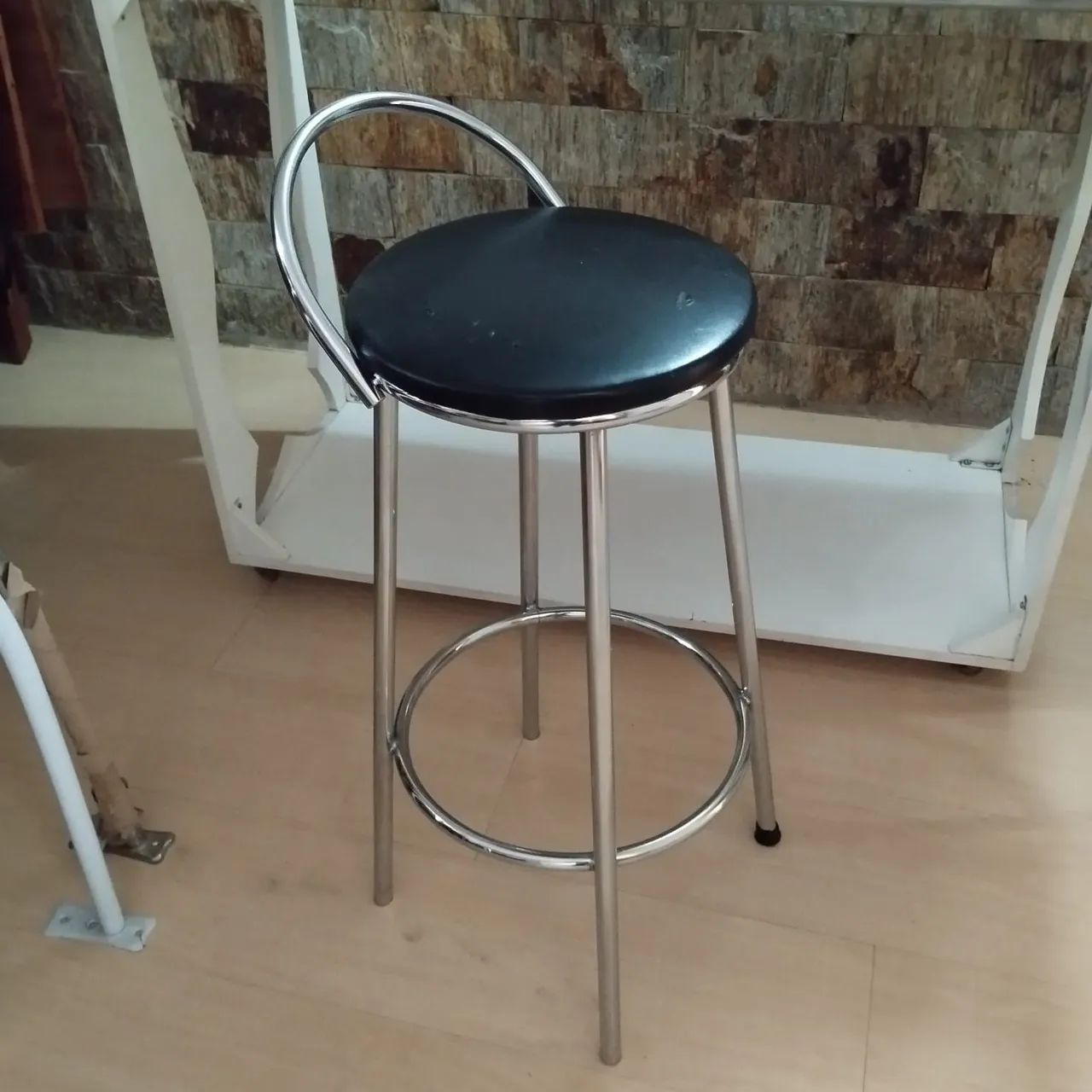 Banqueta para balcão cromada