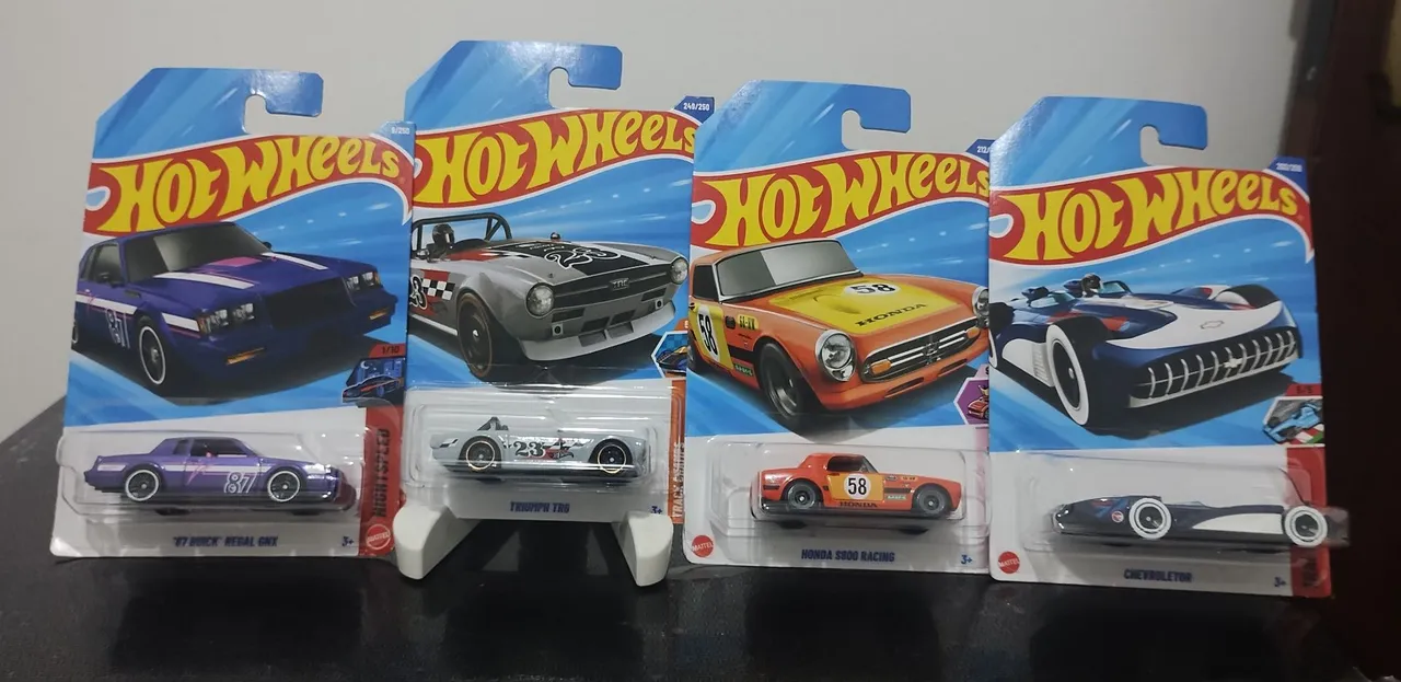 Hot wheels chevrolet - Hobbies e coleções - Ernesto Geisel, João