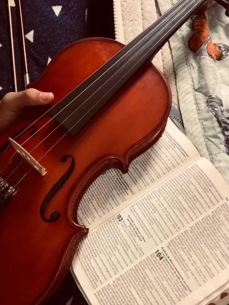 Vende-se um Violino