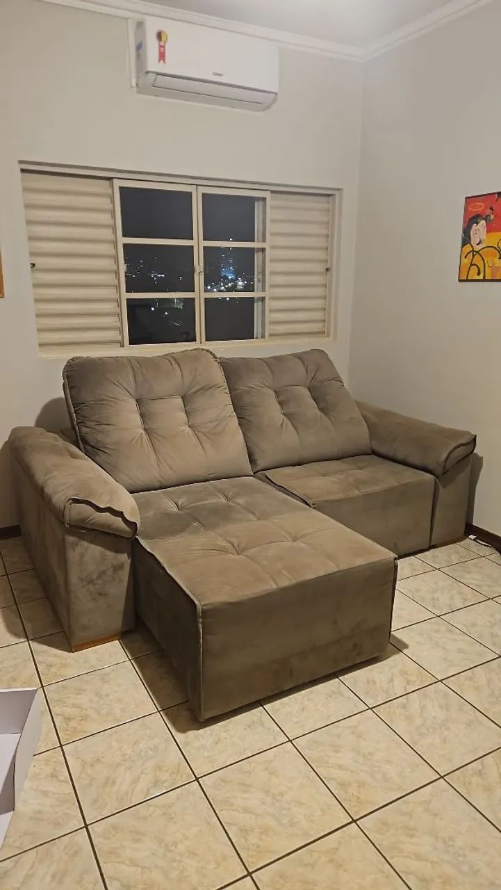 Sofá retrátil em ótimo estado 