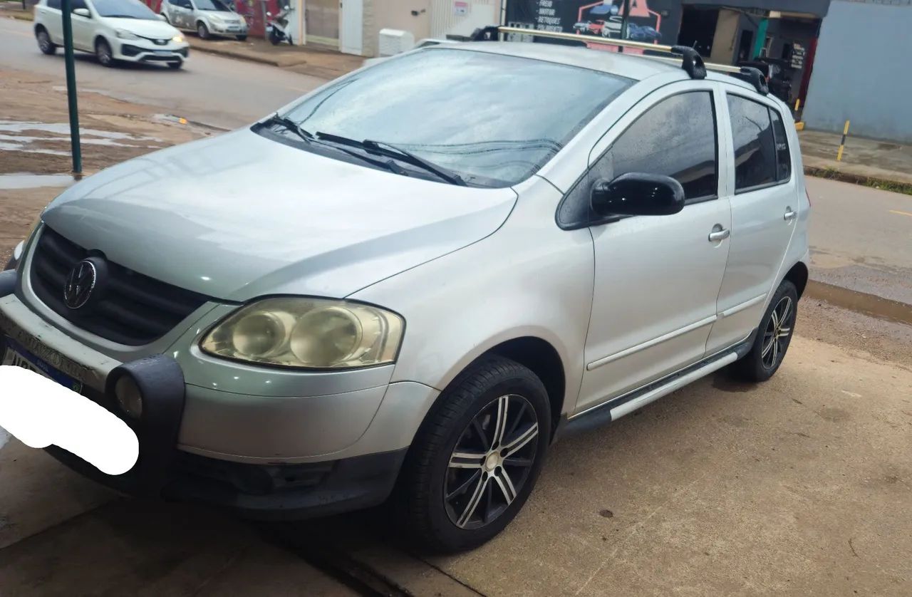 Volkswagen Fox PLUS 1.6MI/ 1.6MI TOTAL FLEX 8V 4P 2010
