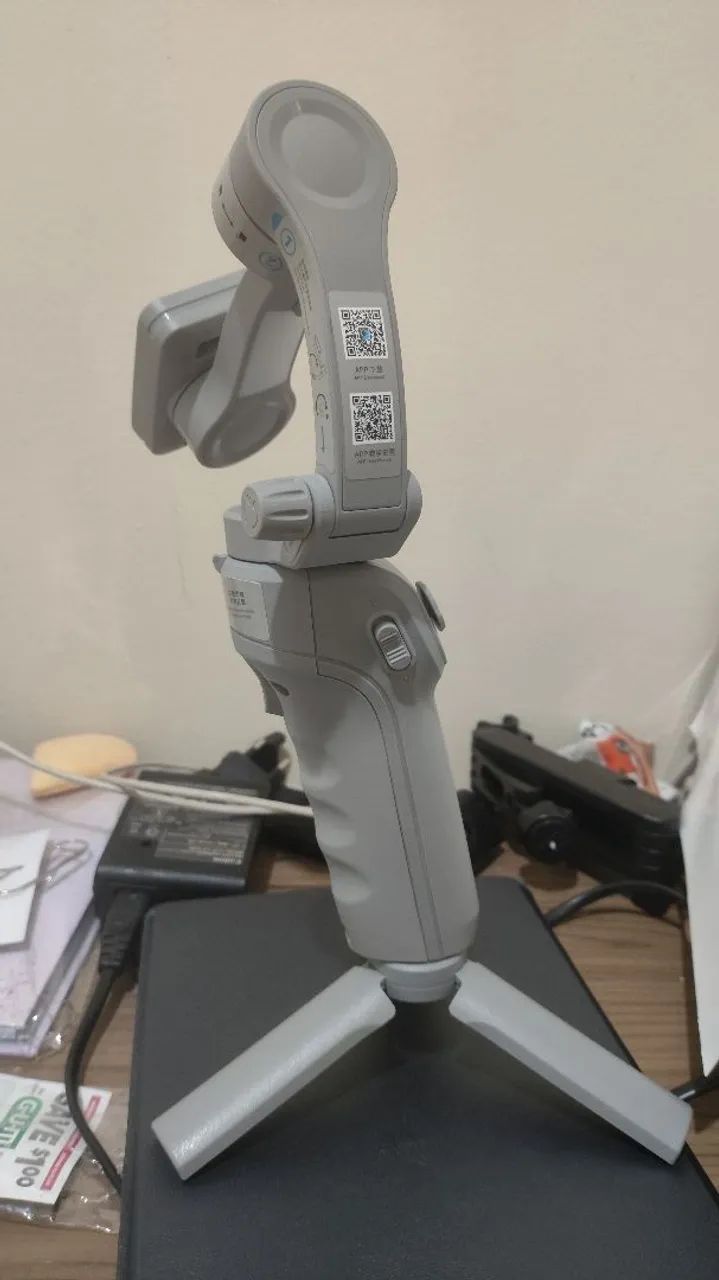 Gimbal 3 eixos para celular  - Foto 3