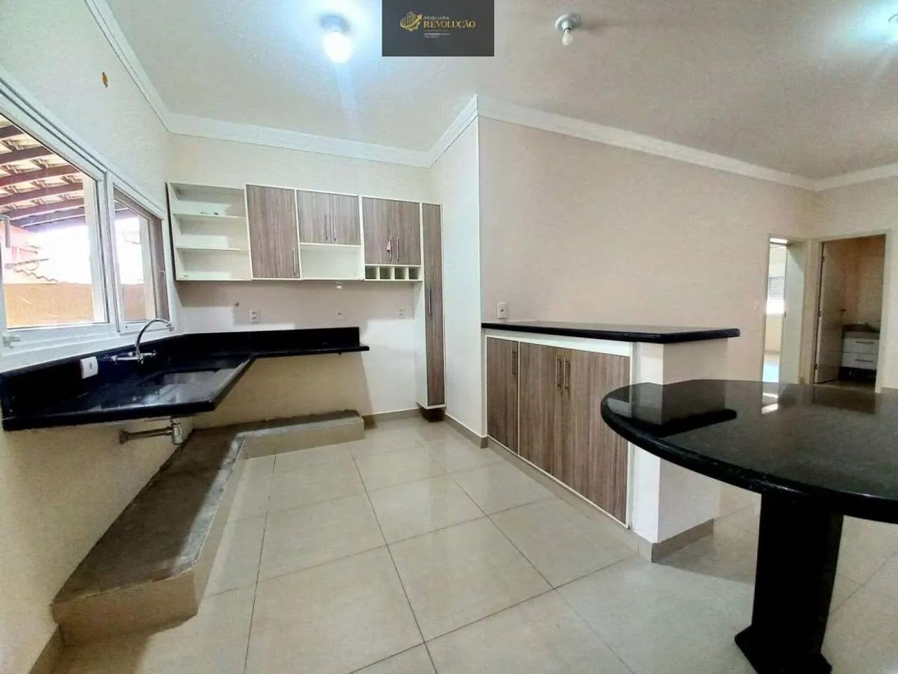 Casa à Venda com 3 dormitórios sendo 1 suíte - Crispim - Foto 2