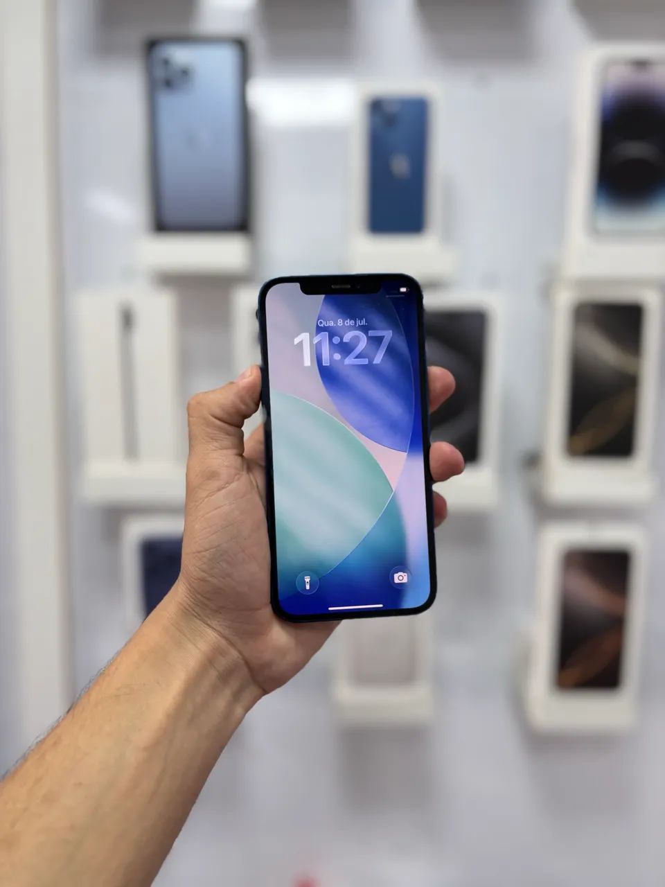iPhone 12 - 64GB ( Azul ) TODO ORIGINAL !! - Celulares e