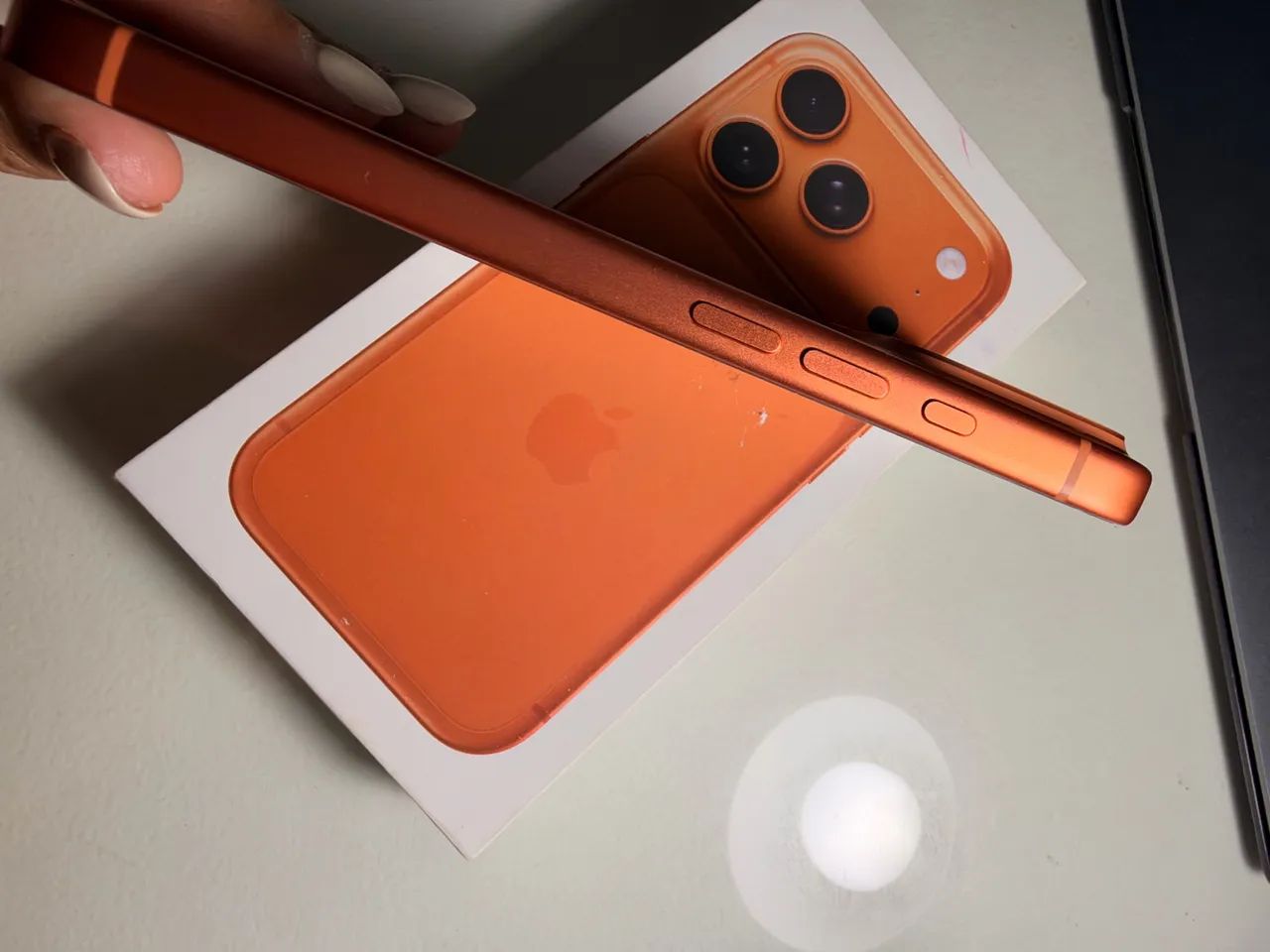 iPhone 17 Pro 256GB Laranja  - Foto 2
