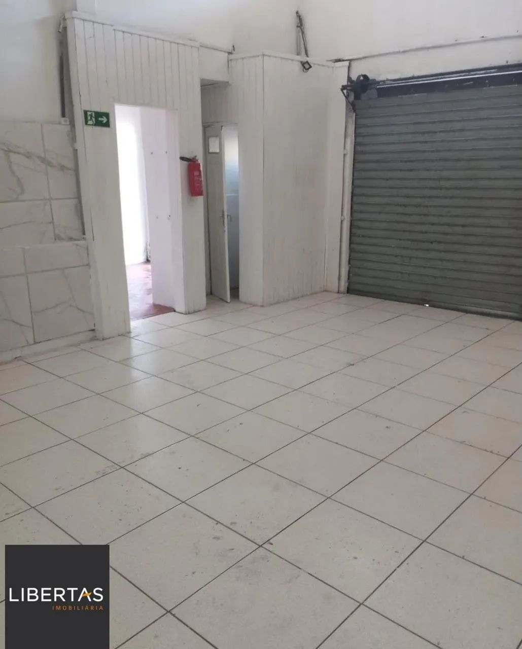 Loja 3 dormitórios para alugar São João Porto Alegre/RS