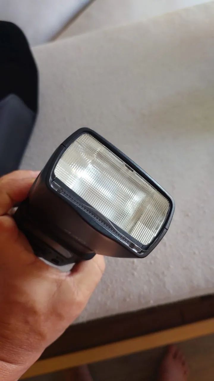 Flash 430 EX / Sigma 15mm FishEye / Tamron 17-50mm para Cannon