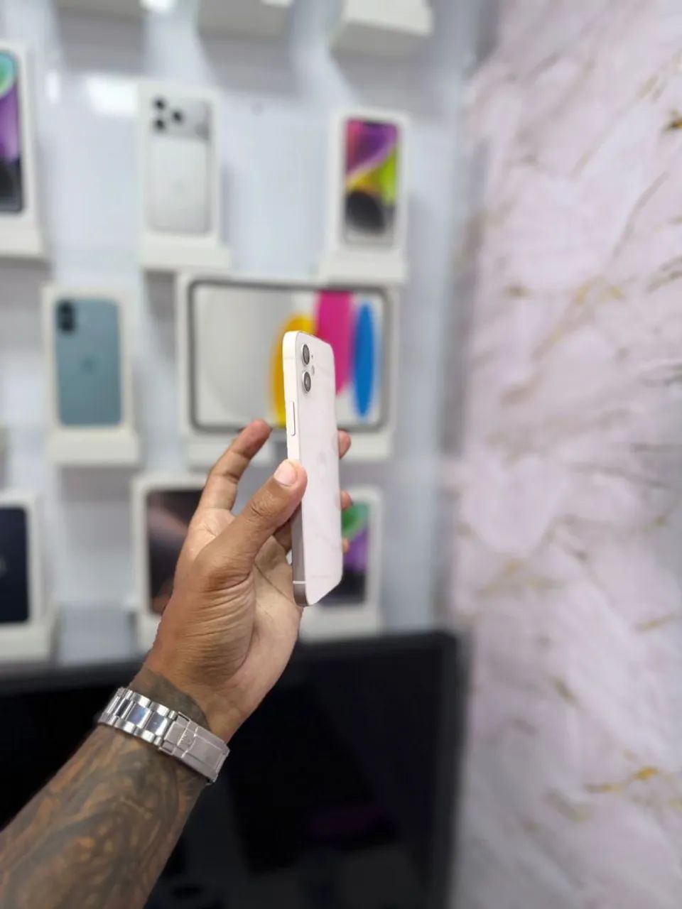 IPHONE 12 64GB BRANCO - Foto 2