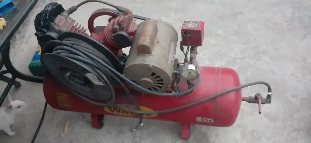 Compressor 