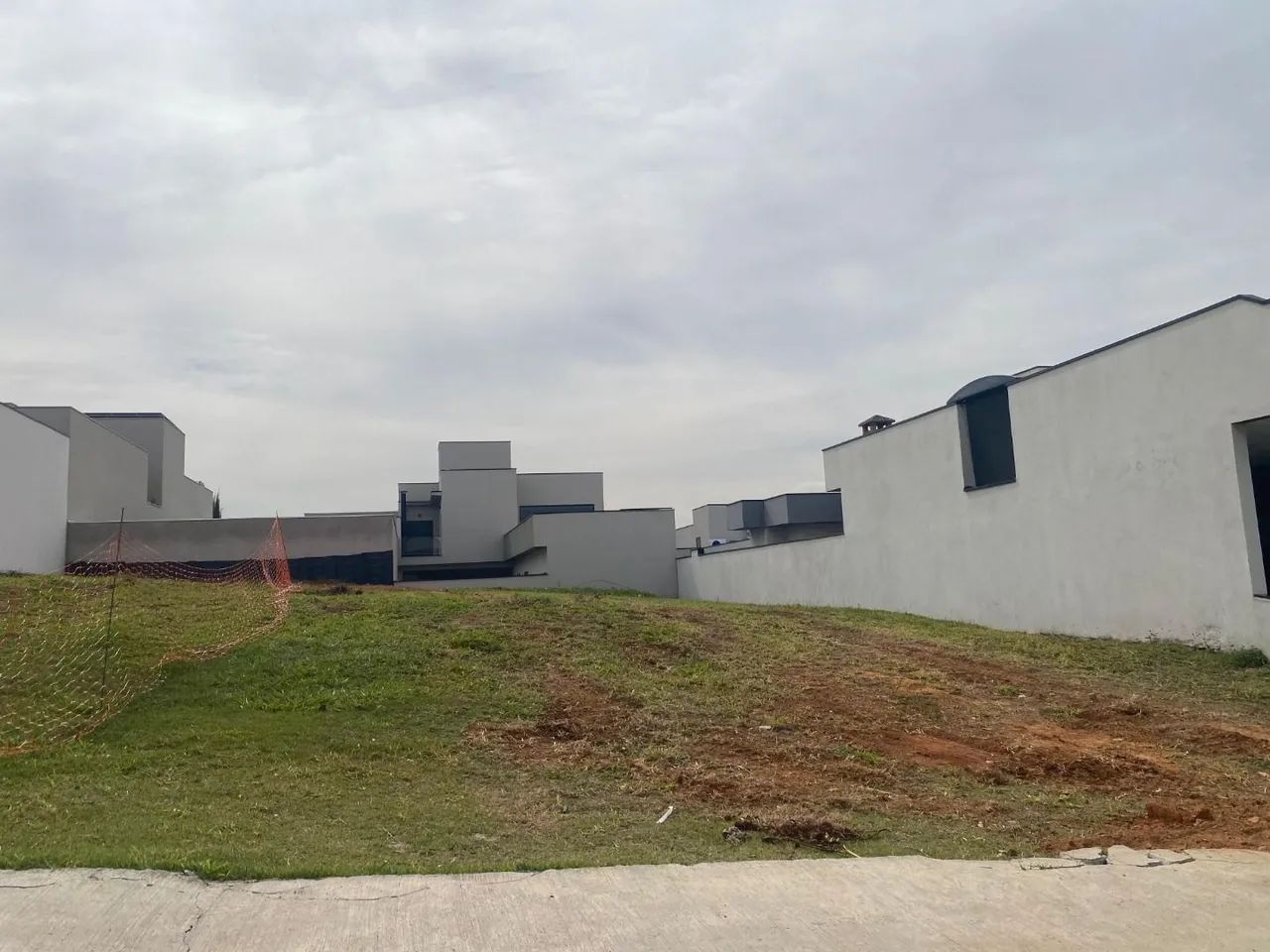 Excelente terreno no condomínio Piemonte - Foto 2