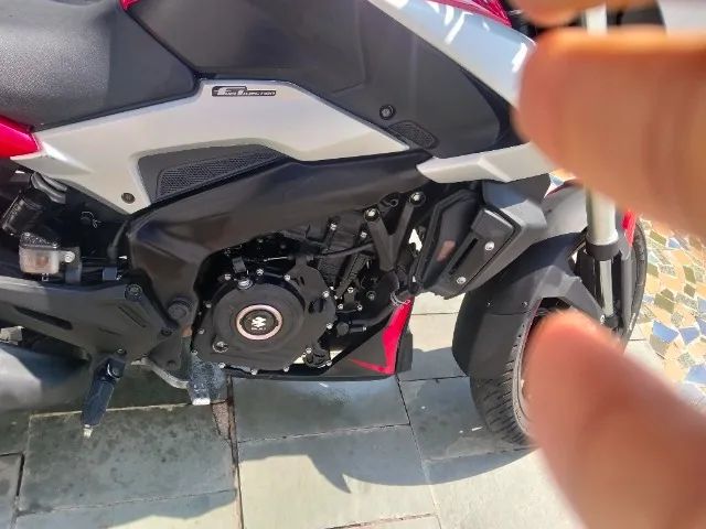 BAJAJ Dominar 250cc - Foto 3
