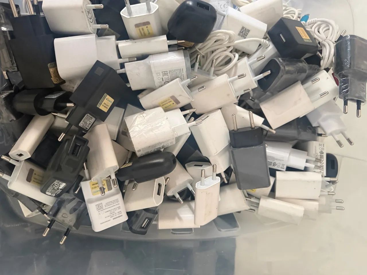 Carregador de celular diversos 