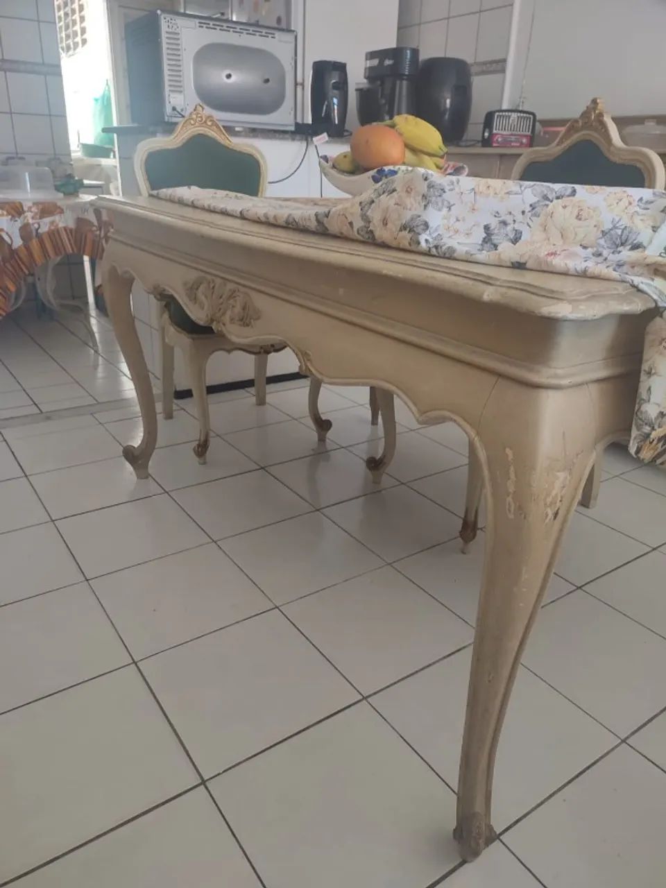 Mesa Luís XV + 6 Cadeiras Vintage Douradas - Conjunto Completo - Foto 2