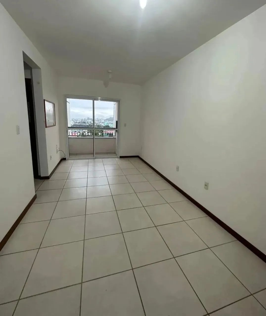 Apartamento (Padrão), com 2 quartos e 1 banheiros à Venda, 55 m² em Araranguá/SC - Foto 2