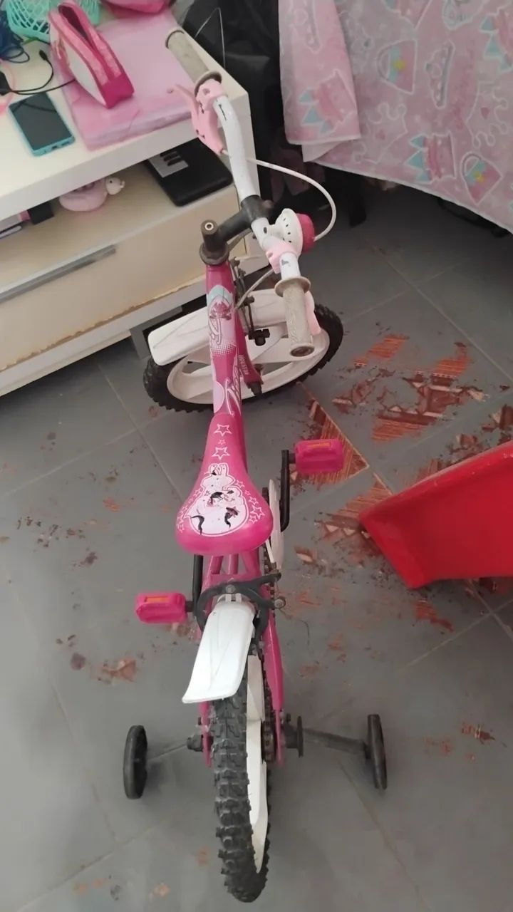 Vende-se bicicleta com carrinho  - Foto 2