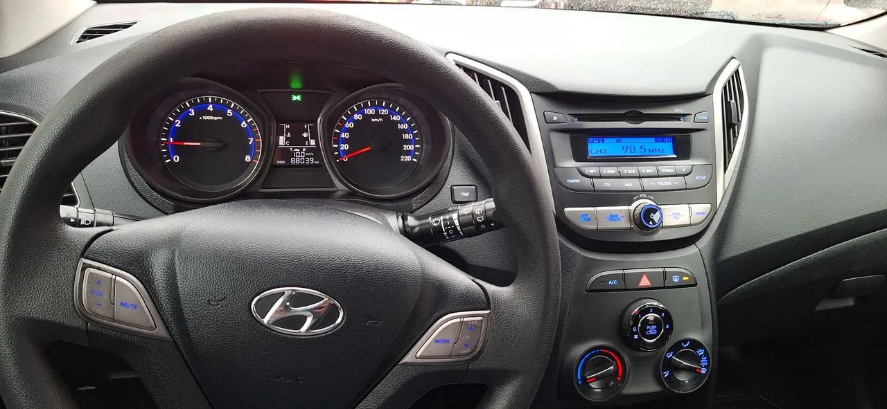 Hyundai Hb20 COMF./C.PLUS/C.STYLE 1.0 FLEX 12V 2015