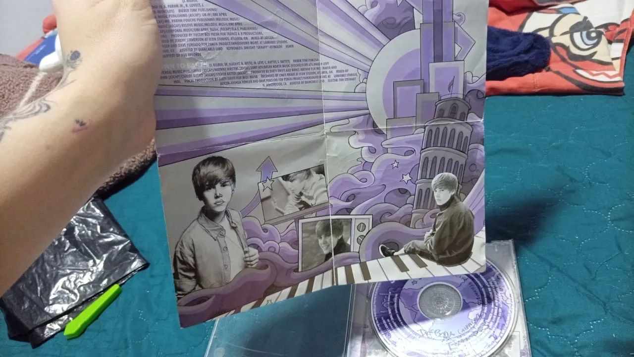 CD Justin Bieber  - Foto 4