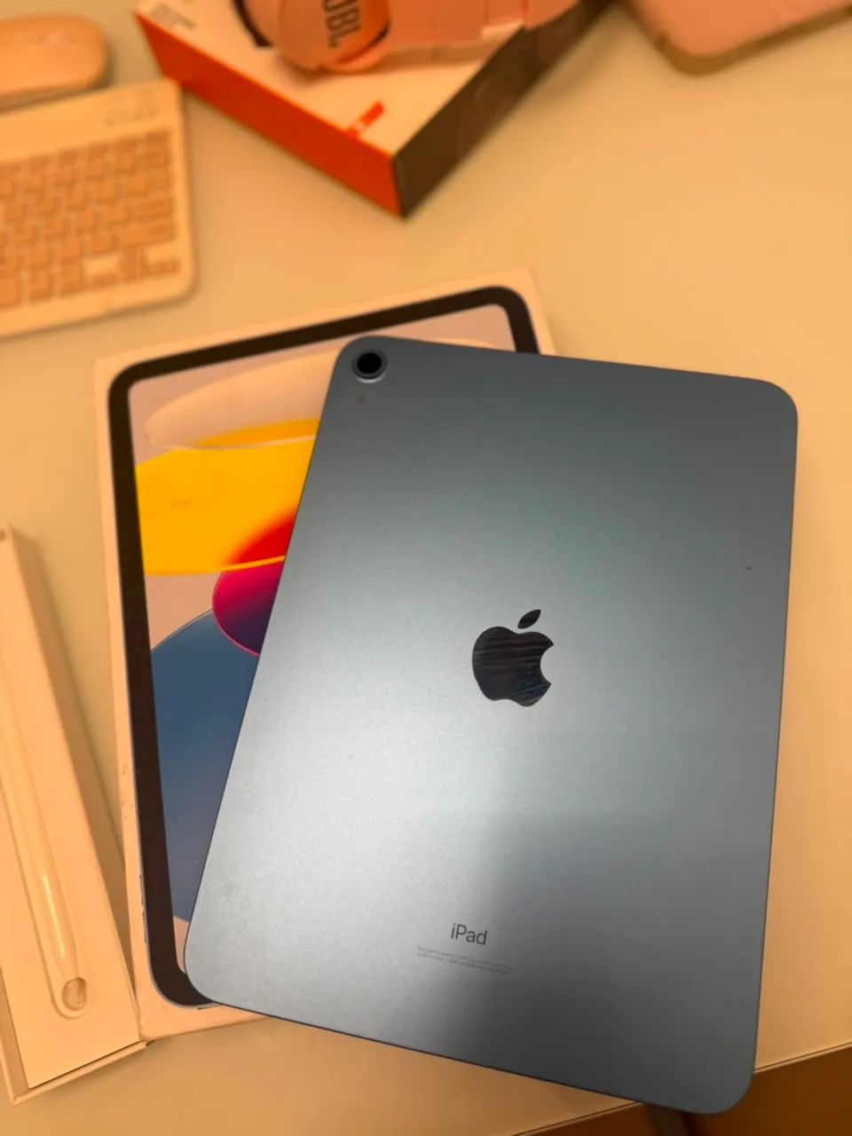 iPad 10 256gb + Apple Pencil + Brindes