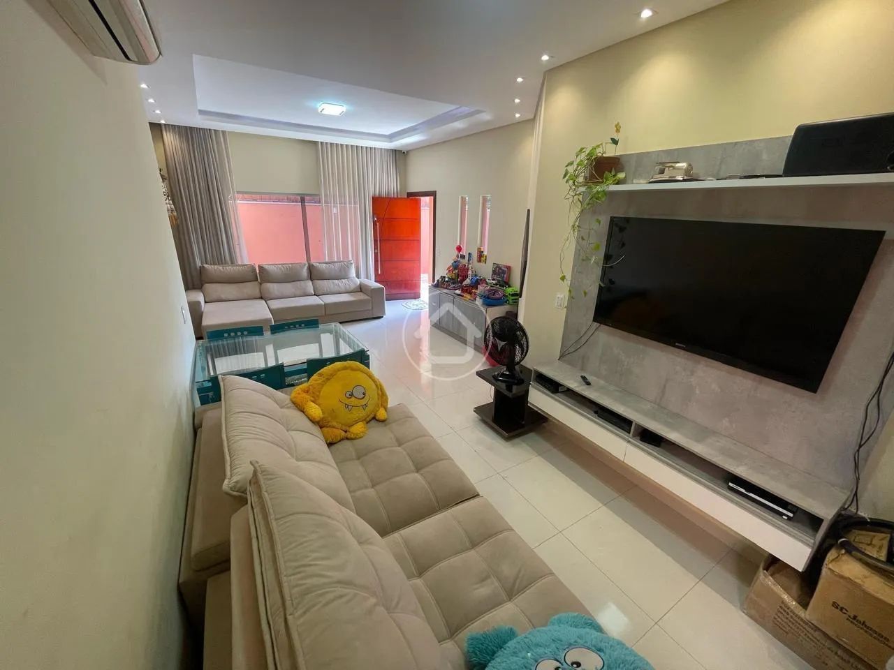 CASA COMPLETA (SUITE/ESCRITORIO/EN.SOLAR/PISCINA) - Foto 3