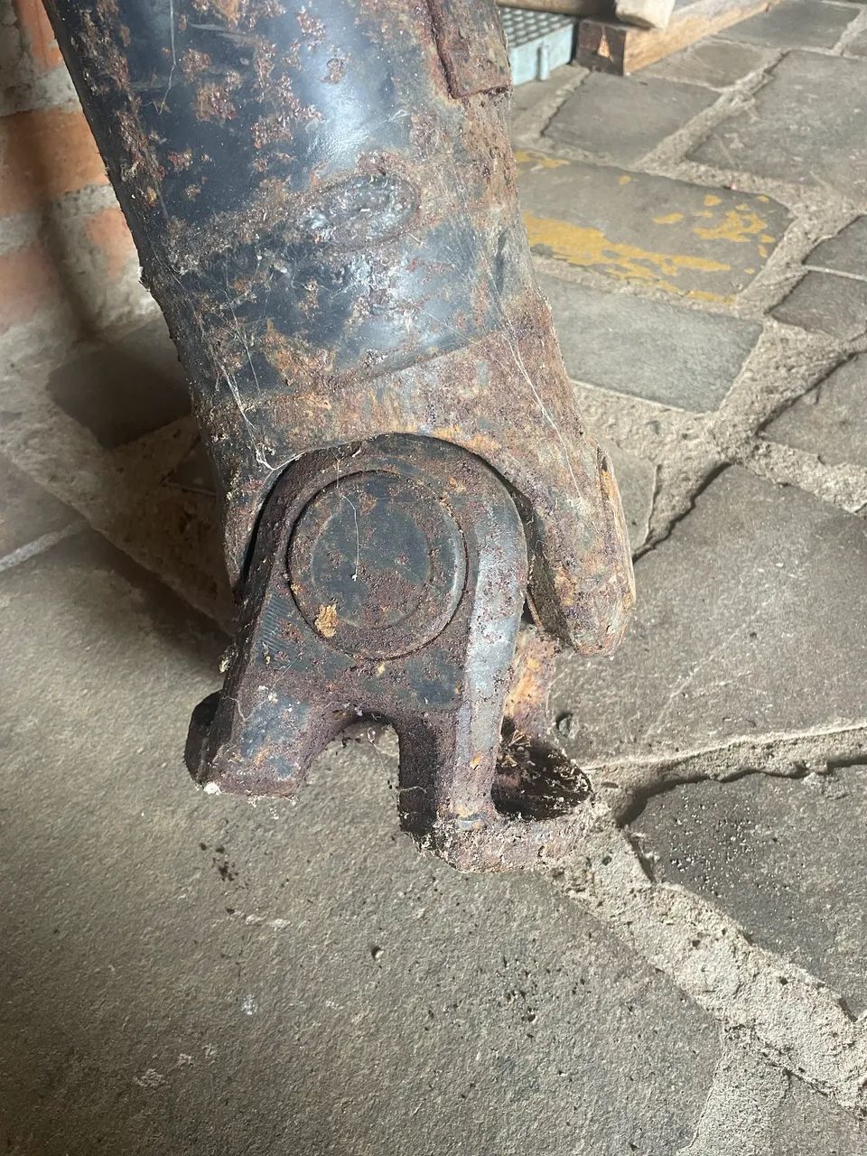 Cardan axor 2540 - Peças para tratores e máquinas - Cristal, Vacaria  1466196913 | OLX