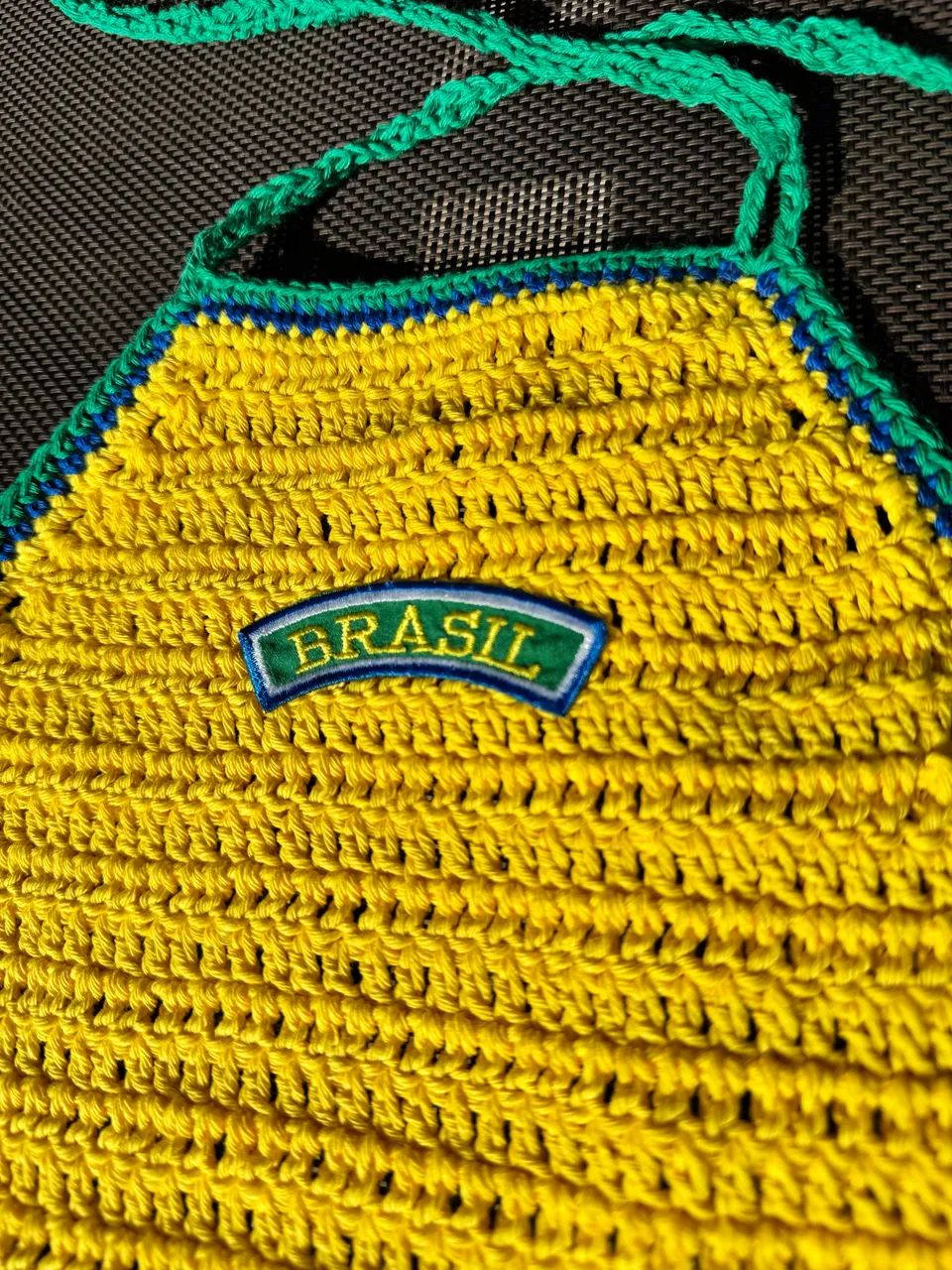 Top cropped de crochê Brasil  - Foto 3