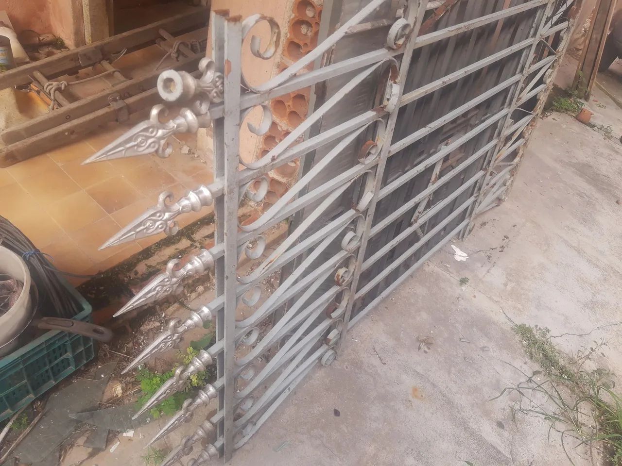 Grade de ferro 1,17 largura por 2,19 altura 