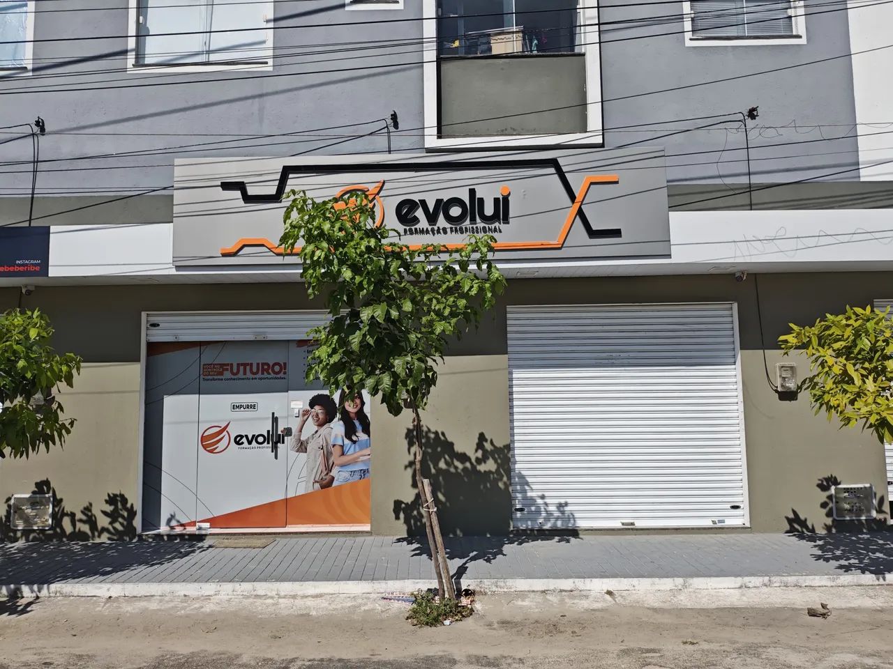 Repasso escola profissionalizante de informática / RECEBO CARRO 