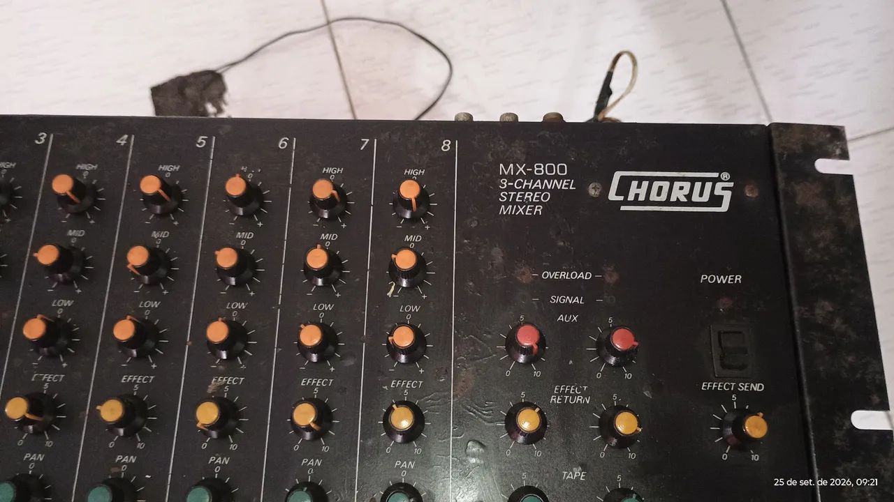 MESA DE SOM . 8 CANAIS. MX800 STEREO 