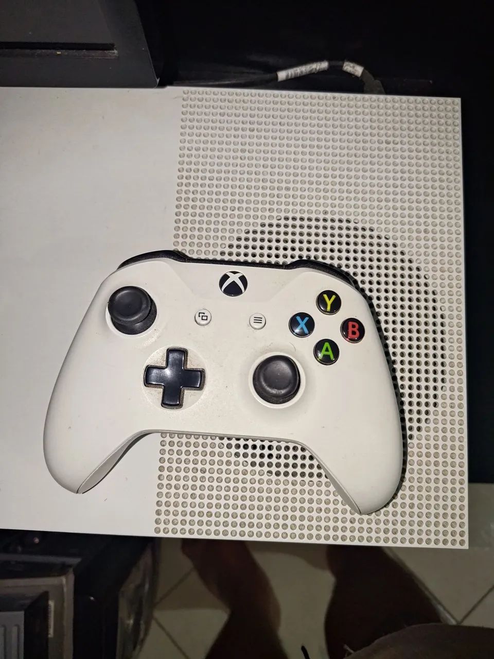 Xbox One S + COD Infinite Warfare edição legacy - Foto 2