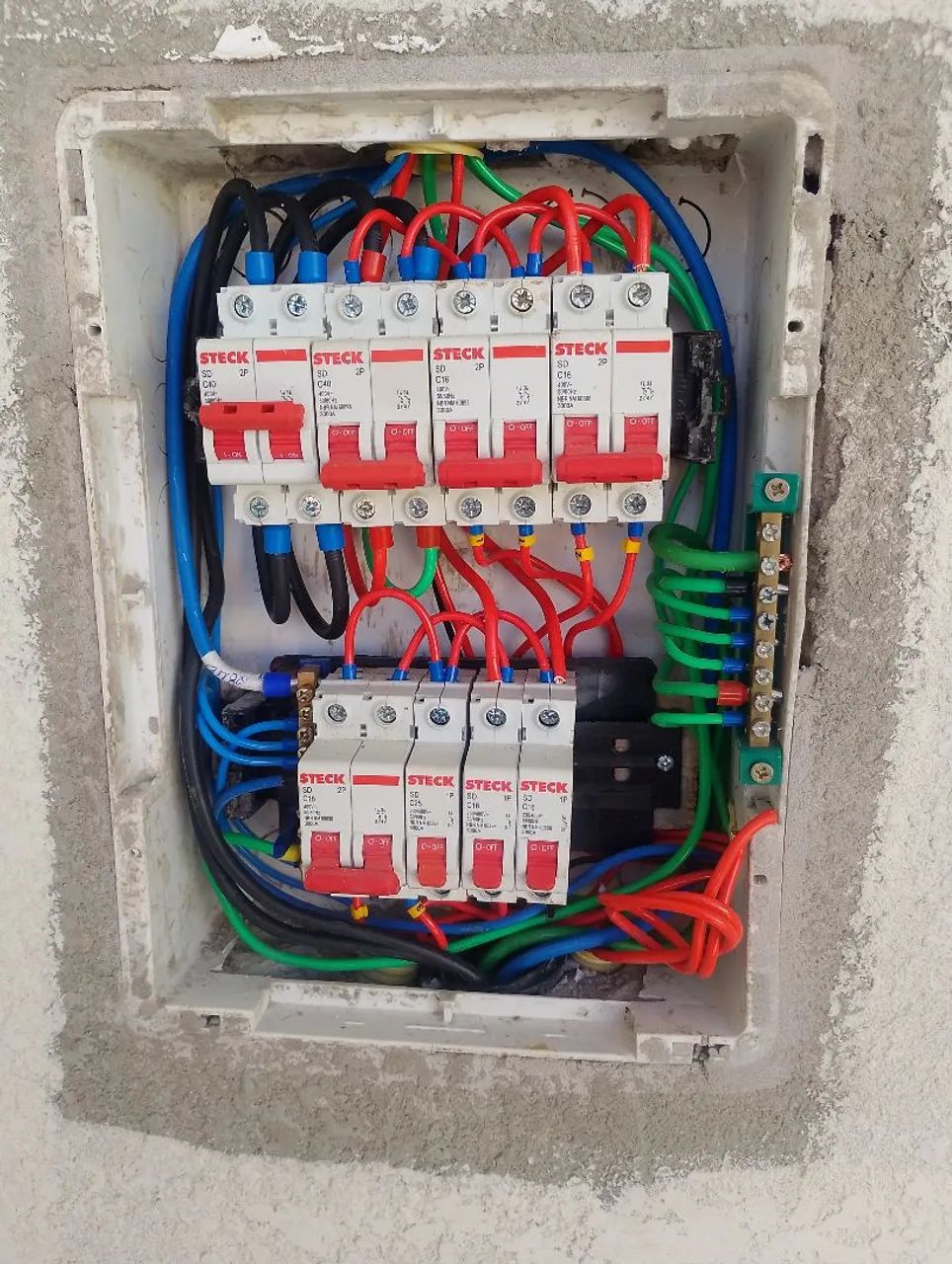 Eletricista predial e comercial.  - Foto 3