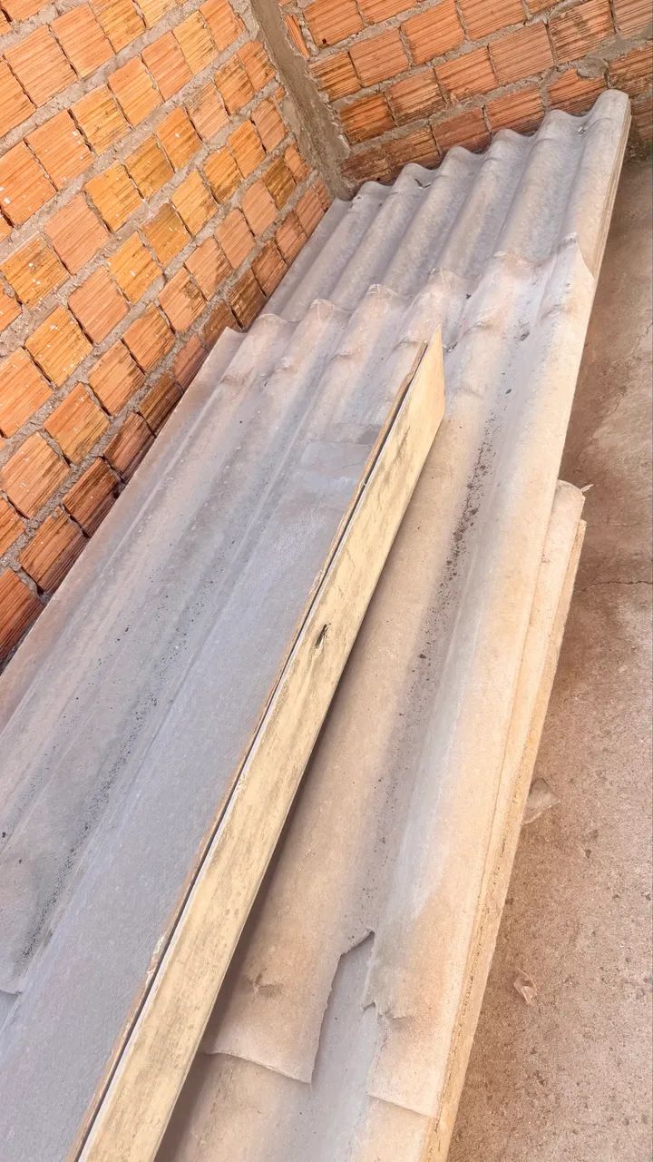 Selling thick Brasilite roof tiles