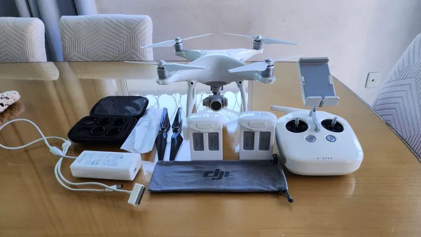DJI Phantom 4 - Completo, com 2 baterias e kit de filtros NDs - Foto 2