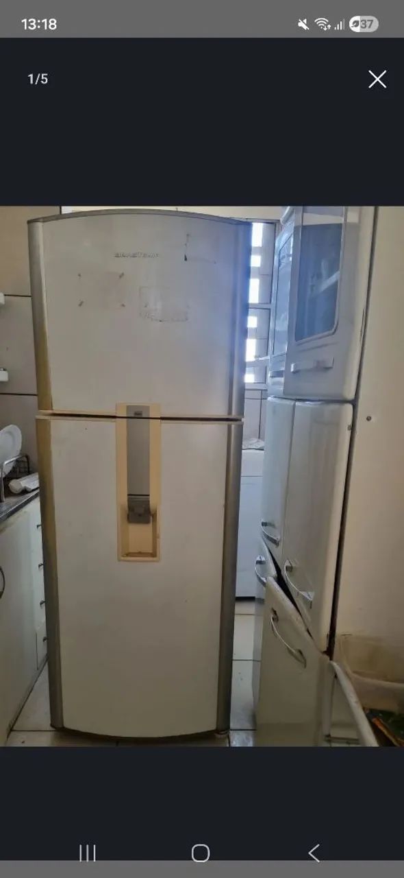 Geladeira com defeito