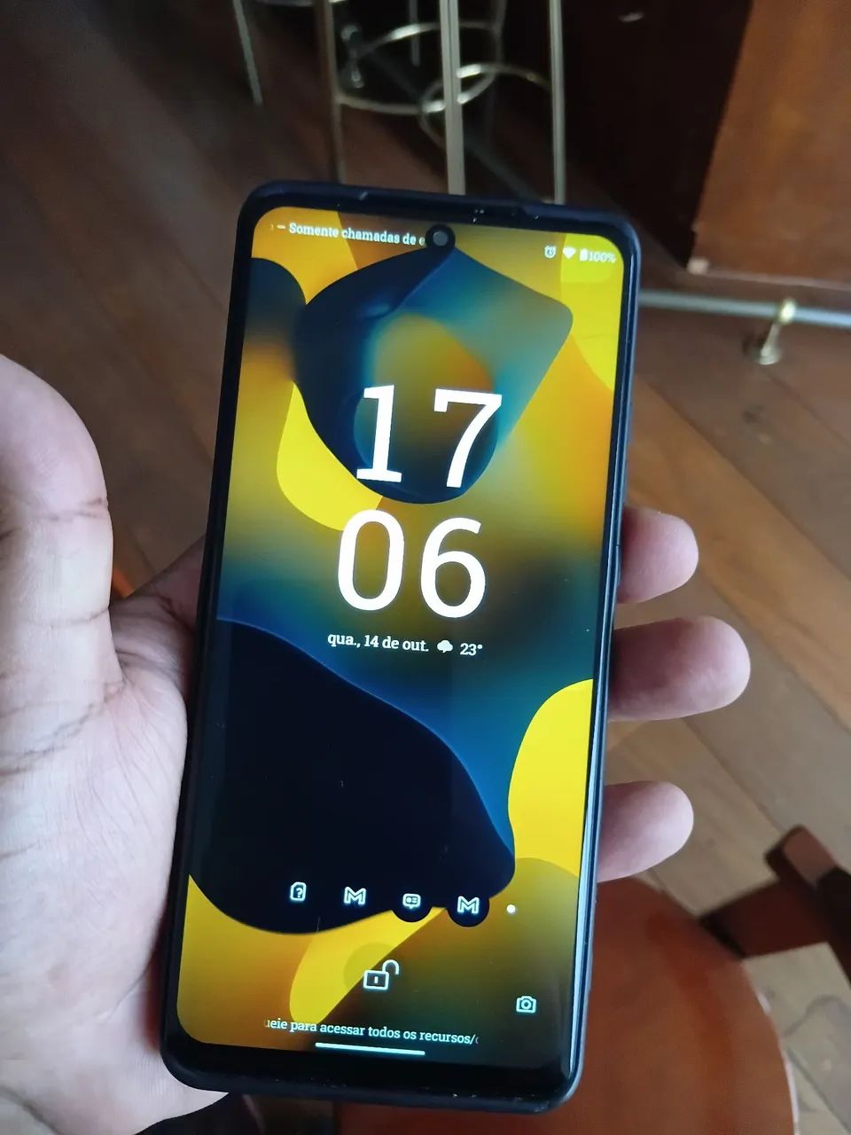 Moto Egde 40 Neo (Com defeitos)