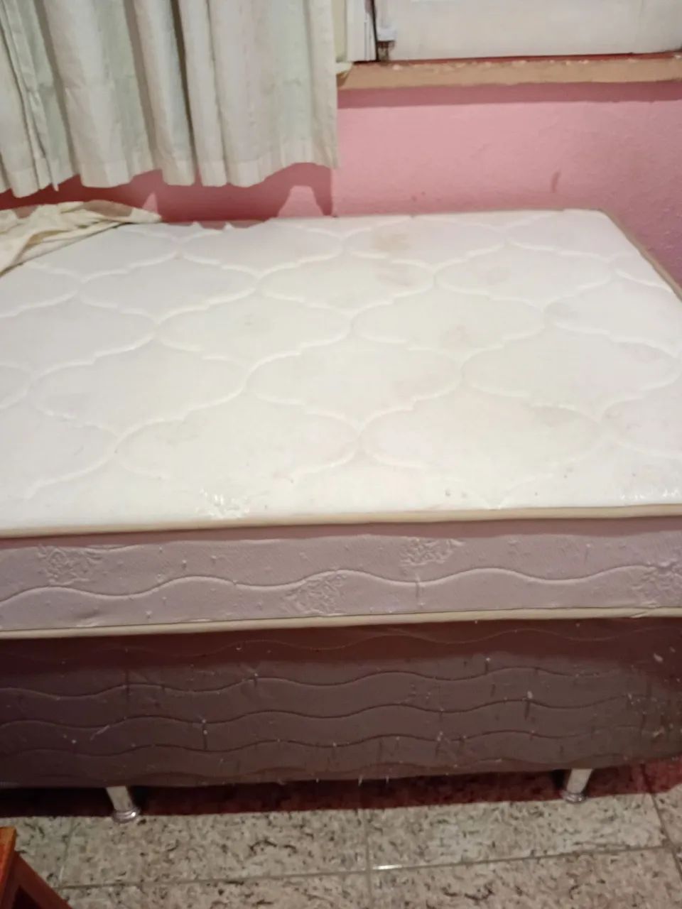 Cama de solteiro Box