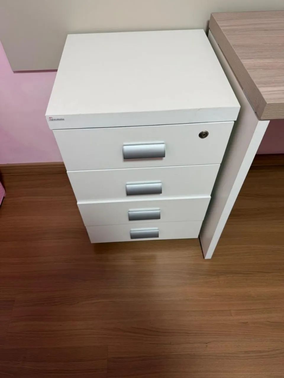 Mesa de estudo novíssima - Foto 2