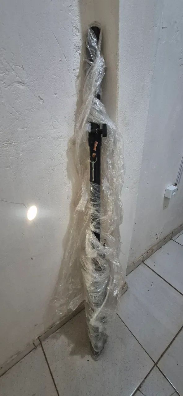 Tripé para caixa de som - Foto 3