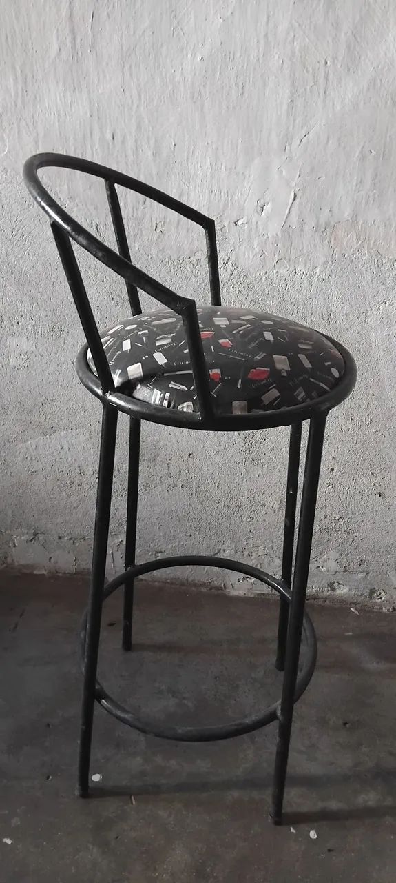 Banqueta de ferro com assento acolchoado  - Foto 3