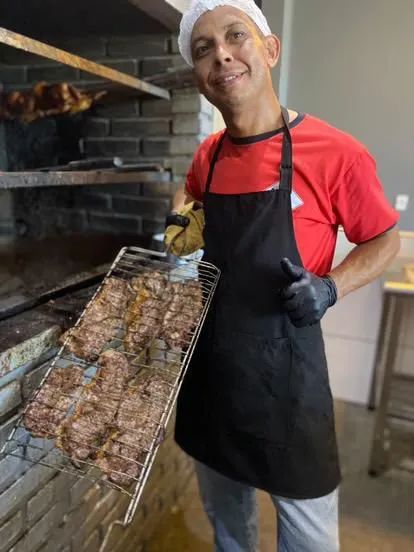 Churrasqueiro para: festas eventos e pontos comerciais  - Foto 2
