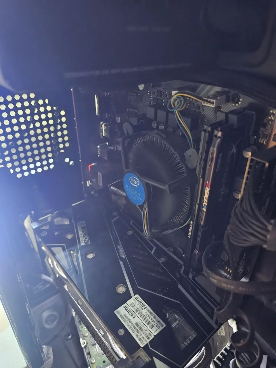 Pc gamer RTX 2060 6 GB + I5 10400F - Foto 5