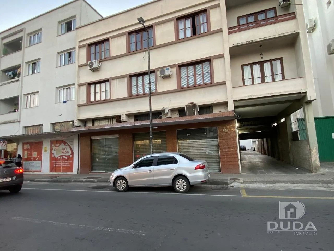 Sala comercial térrea com aproximadamente 400 m² - Foto 2