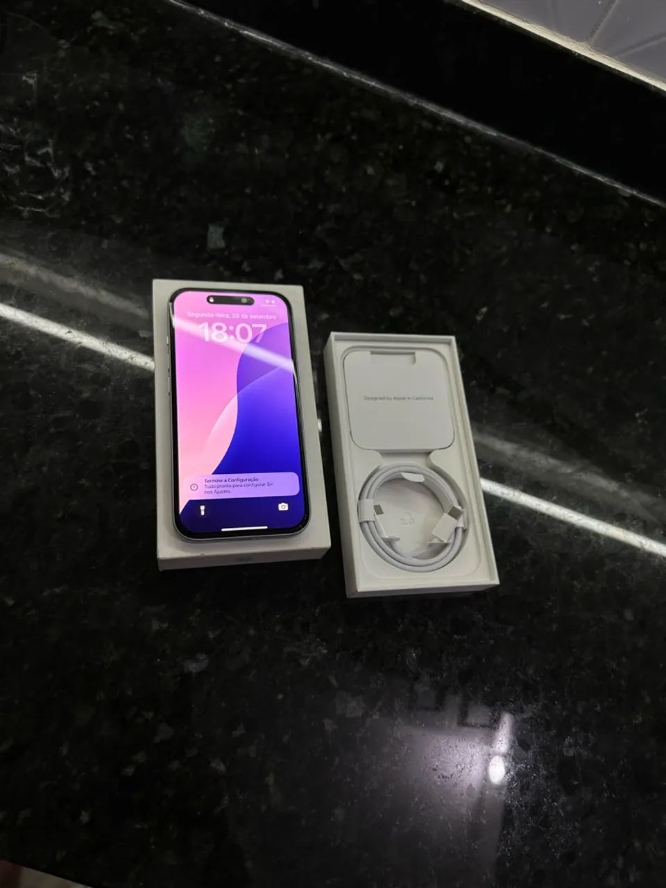 iPhone 15 azul