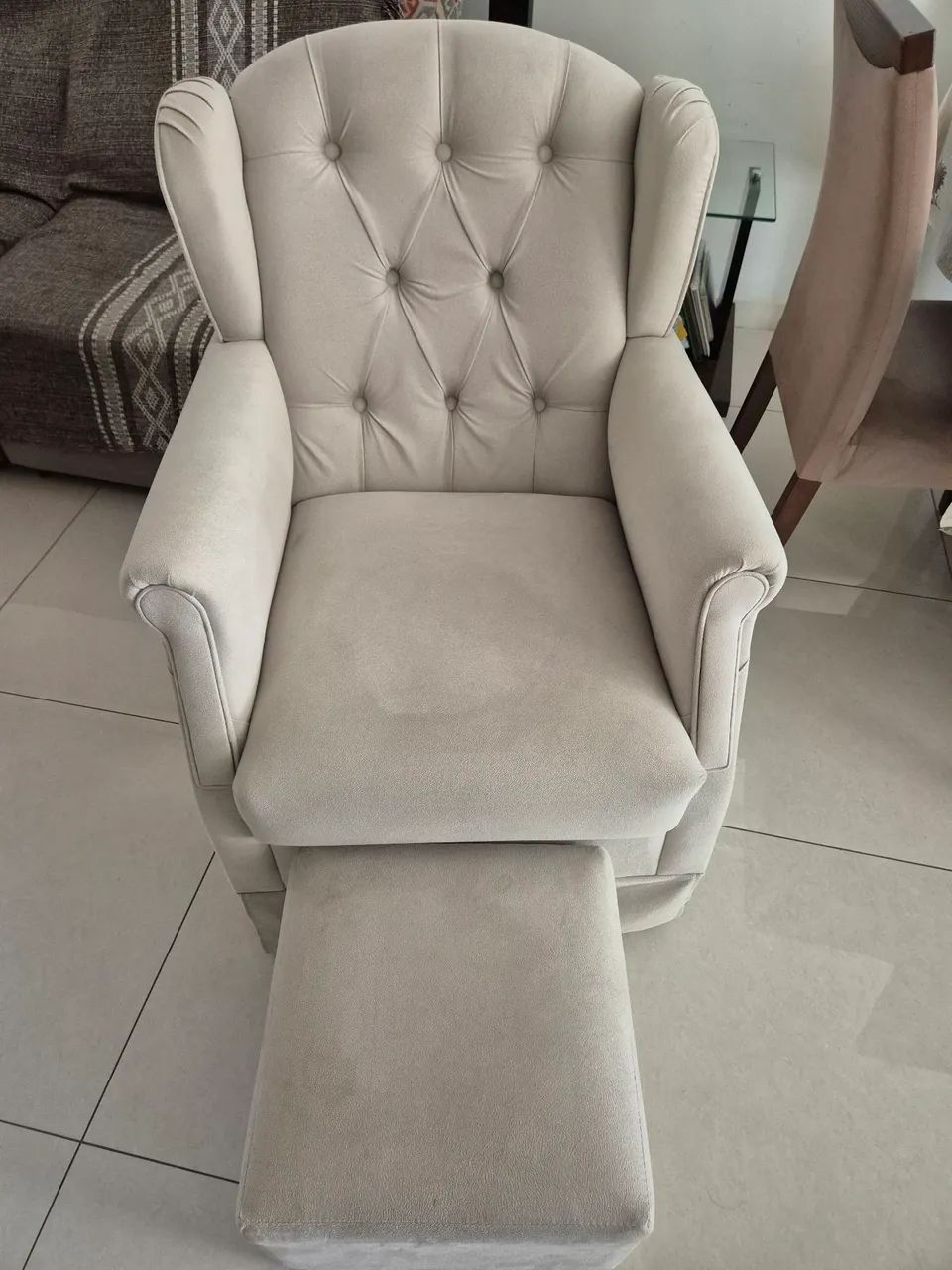 Poltrona amamentação com balanço - Foto 4