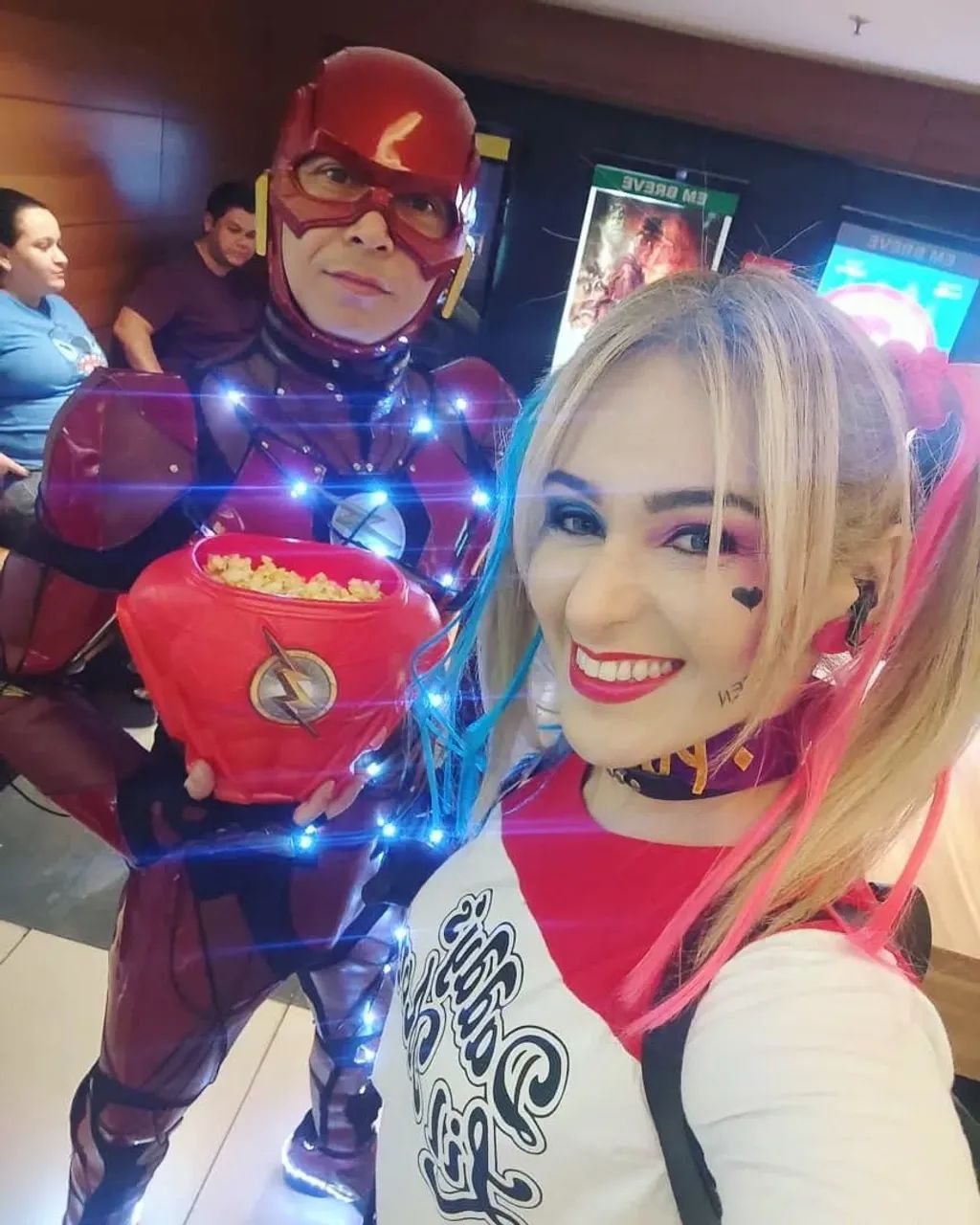 Cosplay flash  - Foto 4